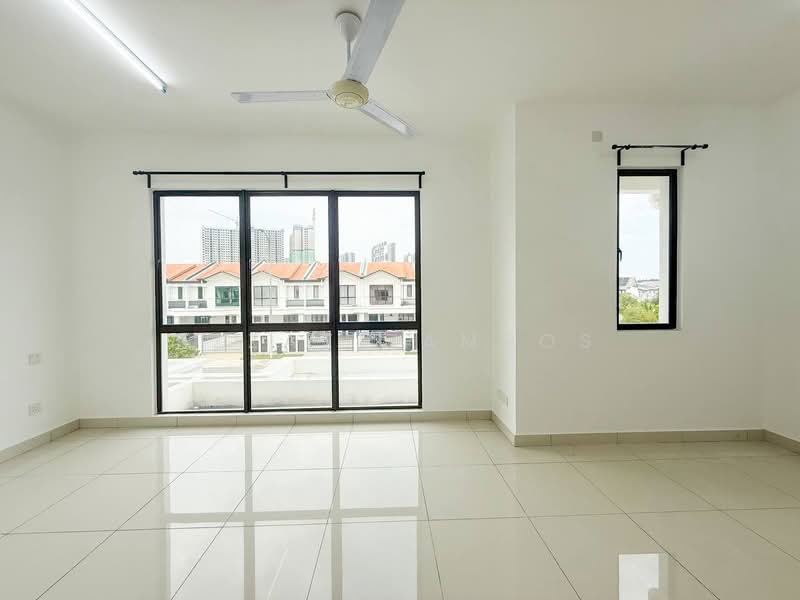 Rumah Teres 2 Tingkat untuk Dijual di Alam Sari (Bangi) - Izzat Zamros - PropertyGuru.com.my