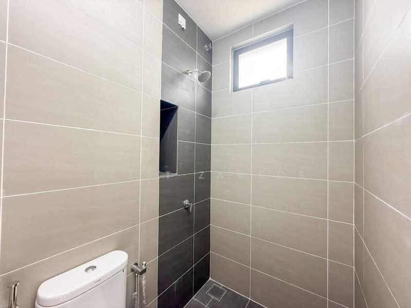 Rumah Teres 2 Tingkat untuk Dijual di Alam Sari (Bangi) - Izzat Zamros - PropertyGuru.com.my