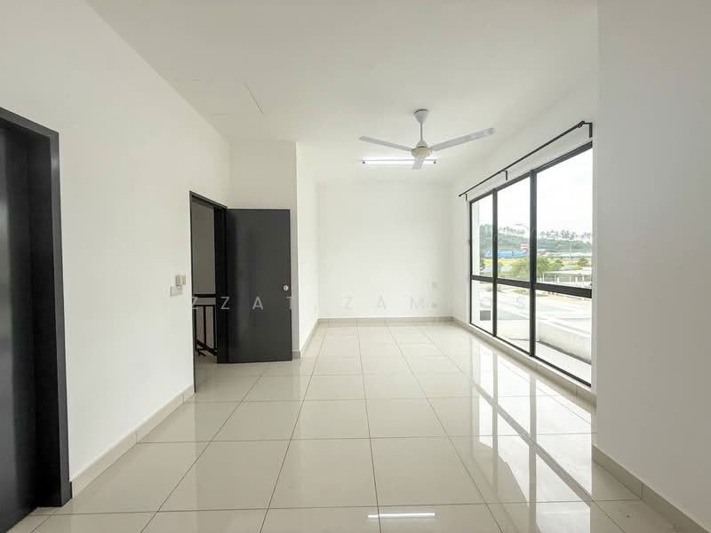 Rumah Teres 2 Tingkat untuk Dijual di Alam Sari (Bangi) - Izzat Zamros - PropertyGuru.com.my