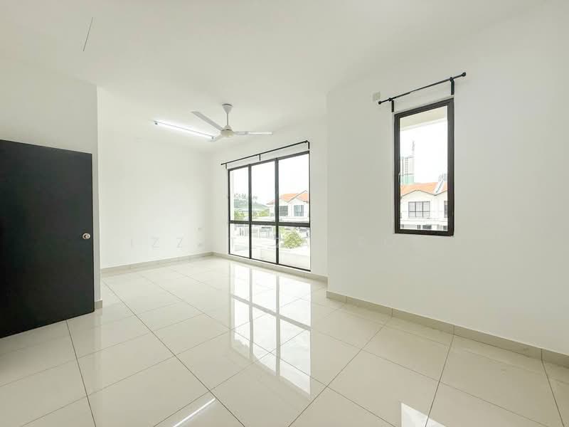 Rumah Teres 2 Tingkat untuk Dijual di Alam Sari (Bangi) - Izzat Zamros - PropertyGuru.com.my