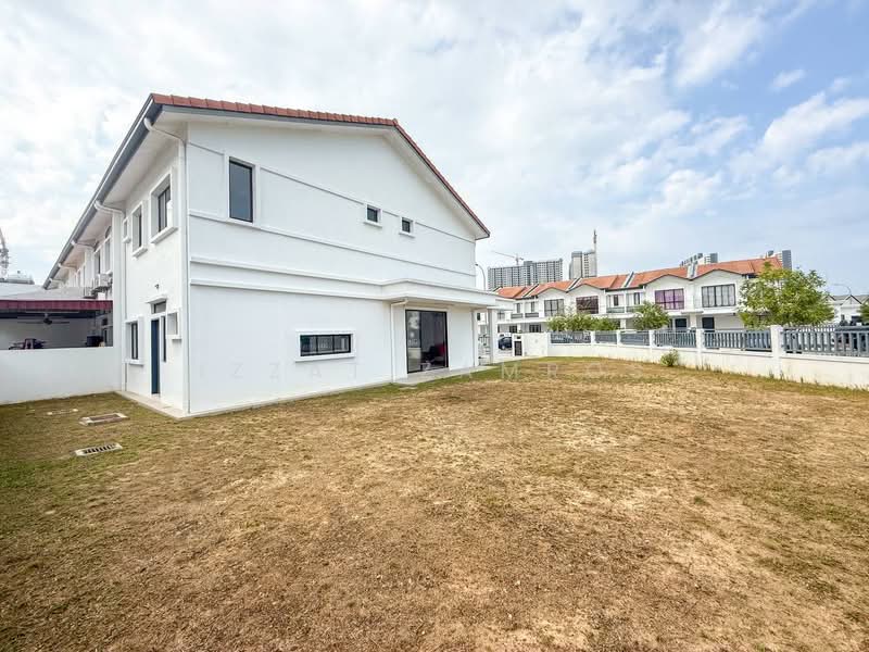 Rumah Teres 2 Tingkat untuk Dijual di Alam Sari (Bangi) - Izzat Zamros - PropertyGuru.com.my