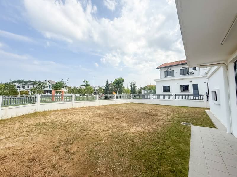 Rumah Teres 2 Tingkat untuk Dijual di Alam Sari (Bangi) - Izzat Zamros - PropertyGuru.com.my
