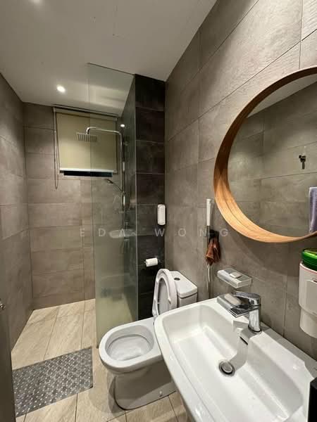 Kondominium untuk Dijual di Bennington Residences @ SkyArena - Eda Wong - Bathroom - PropertyGuru.com.my