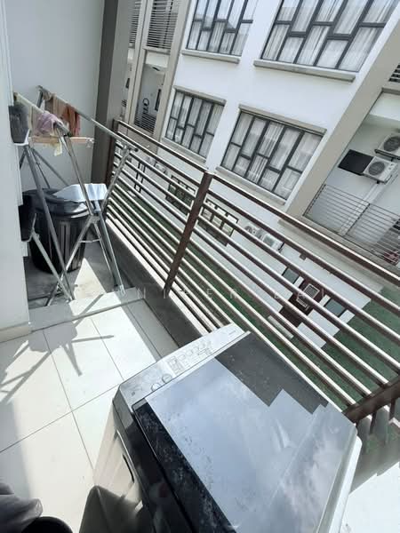 Townhouse for Rent in 16 Sierra (Puchong) - Jennifer Lai - Balcony - PropertyGuru.com.my