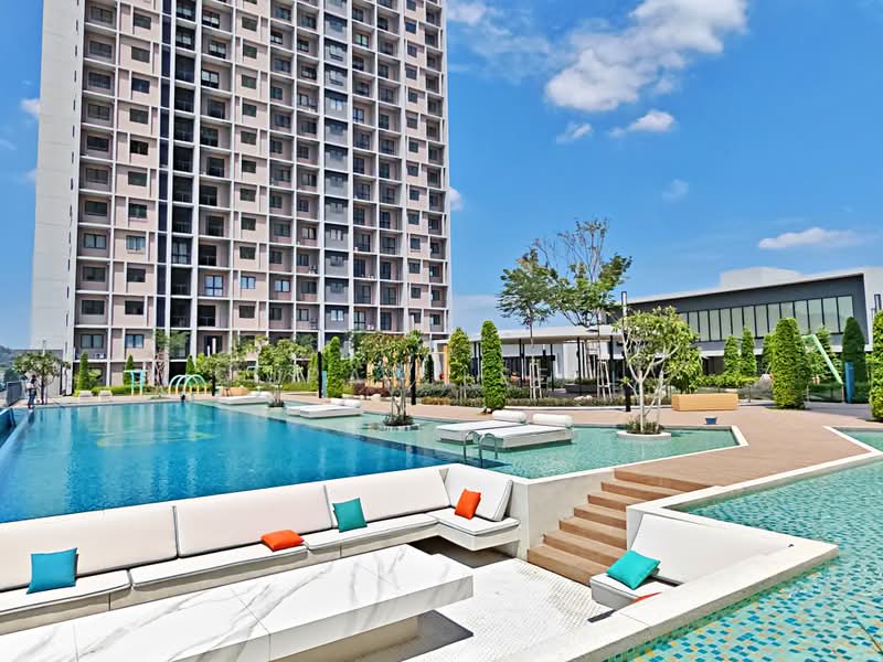 Service Residence for Rent at D'Sini Residences - Ray Lee - Pool - PropertyGuru.com.my