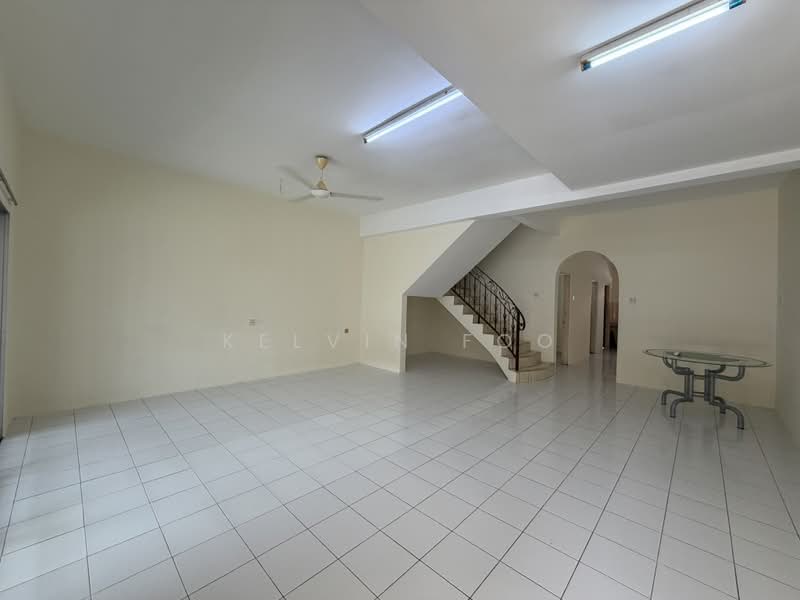2-storey Terraced House for Sale in Taman Bandar Baru Selatan (Kampar) - Kelvin Foo - Living Room - PropertyGuru.com.my