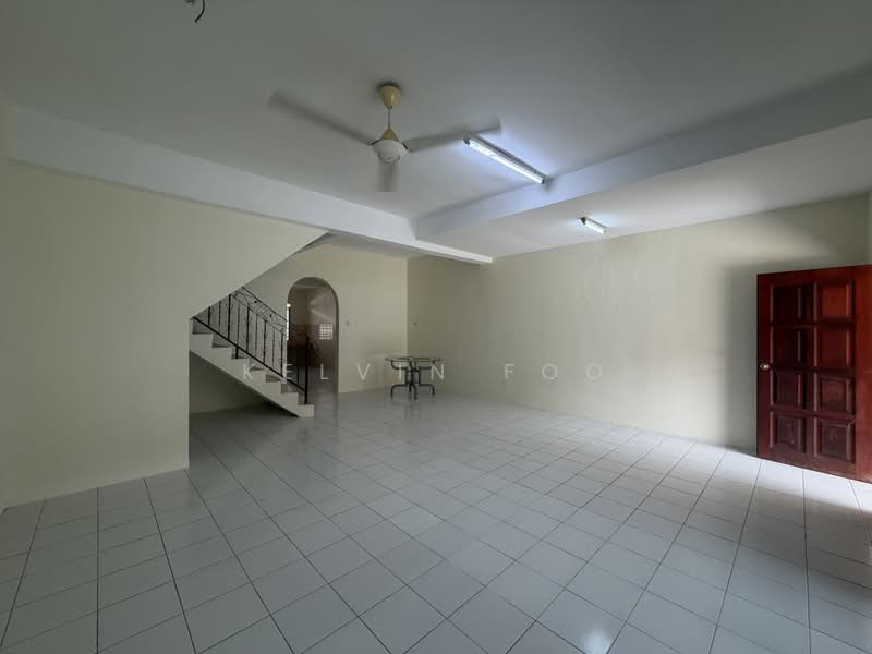2-storey Terraced House for Sale in Taman Bandar Baru Selatan (Kampar) - Kelvin Foo - Living Room - PropertyGuru.com.my