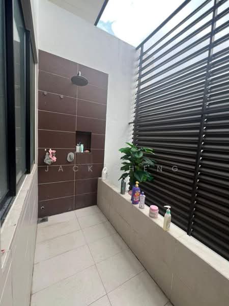 Semi-Detached House for Sale in Rawang (Selangor) - Jack Cheng - Exterior - PropertyGuru.com.my