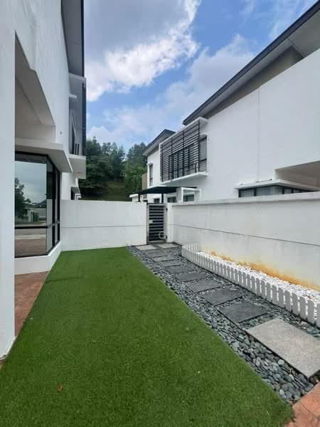 Semi-Detached House for Sale in Rawang (Selangor) - Jack Cheng - Exterior - PropertyGuru.com.my