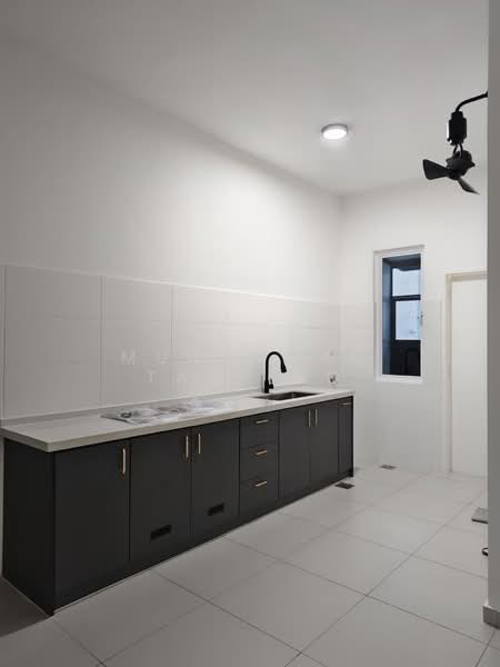 2-storey Terraced House for Rent in Seremban (Negeri Sembilan) - Muhammad Taufeeq - Kitchen - PropertyGuru.com.my