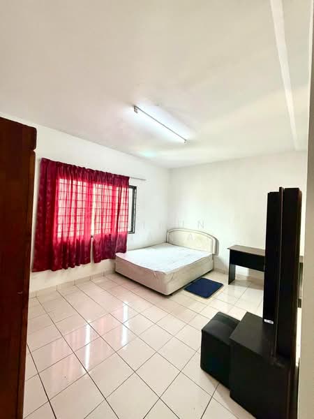 Condominium for Sale at Sri Putramas - Amirun Kinanah - Bedroom - PropertyGuru.com.my