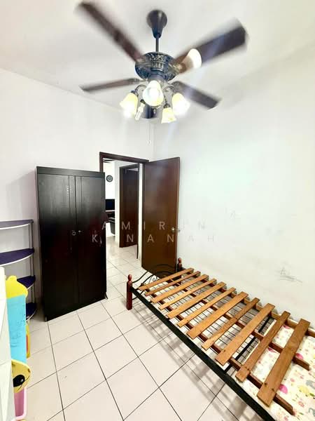 Condominium for Sale at Sri Putramas - Amirun Kinanah - Bedroom - PropertyGuru.com.my