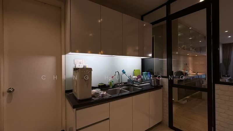 Kondominium untuk Dijual di Lido Four Seasons Residence - Ching Hui Wong - Kitchen - PropertyGuru.com.my