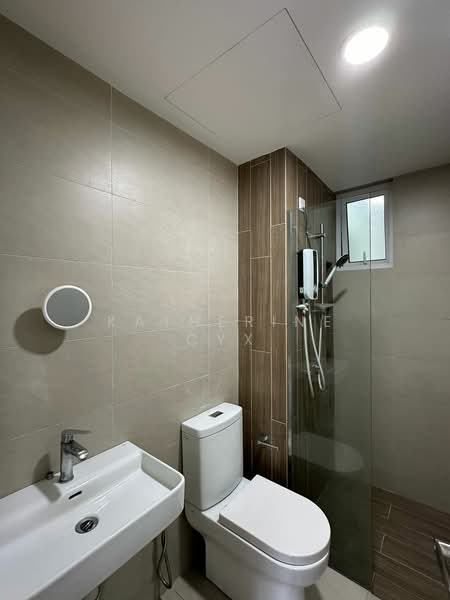 Service Residence for Rent at RYAN & MIHO - Katherine Cyx - Bathroom - PropertyGuru.com.my