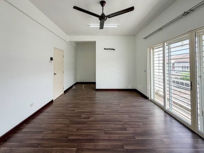 2-storey Terraced House for Sale in Nilai Impian (Nilai) - Izzat Zamros - PropertyGuru.com.my