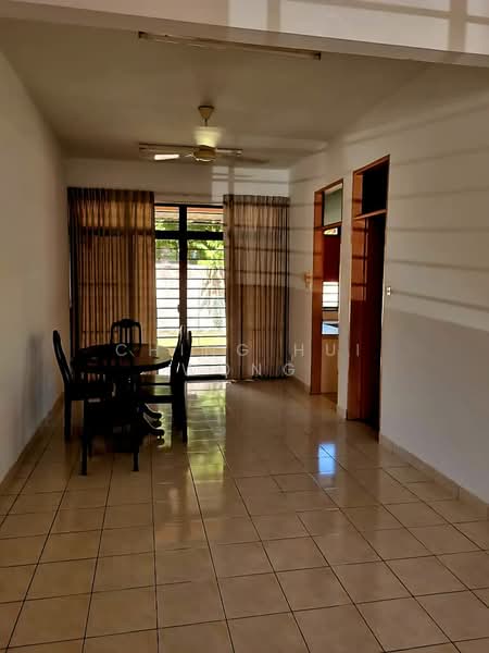 Rumah Bandar untuk Dijual di Kota Kinabalu (Sabah) - Ching Hui Wong - Dining Room - PropertyGuru.com.my