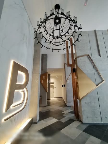 Servis Apartment untuk Dijual di Sensory Residence @ Southville City - Darren Kai Xin Ng - Entrance - PropertyGuru.com.my