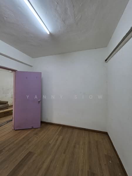 Shop for Sale in Ampang (Kuala Lumpur) - Yanny Siow - Interior - PropertyGuru.com.my