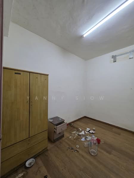 Shop for Sale in Ampang (Kuala Lumpur) - Yanny Siow - Interior - PropertyGuru.com.my