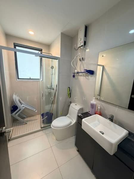Condominium for Sale at Bay Laurel @ Country Garden Danga Bay - Elroy Chan - Bathroom - PropertyGuru.com.my