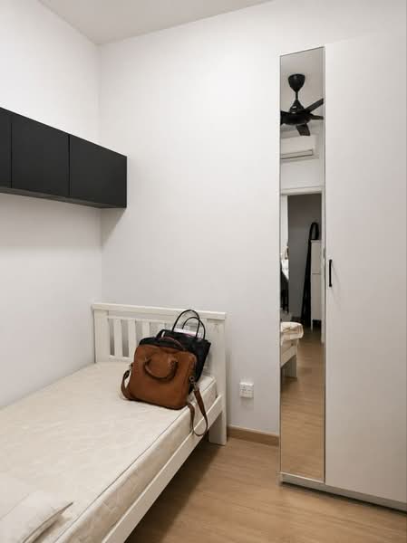 Servis Apartment untuk Disewa di Tuan Residency - Amirun Kinanah - Bedroom - PropertyGuru.com.my