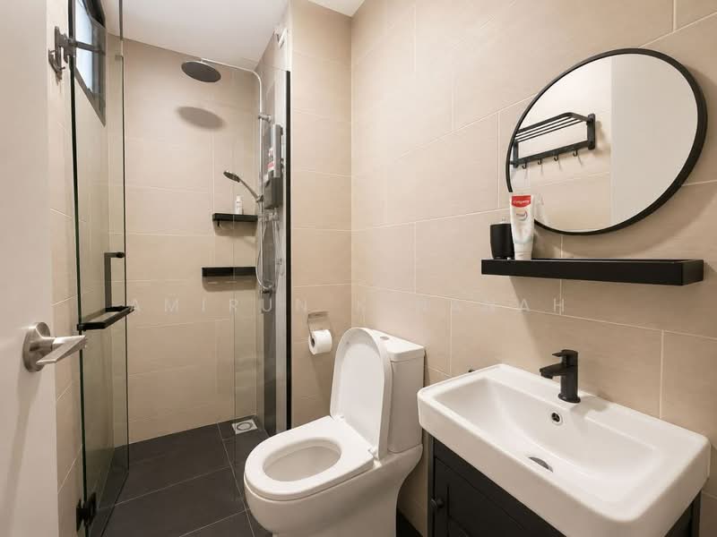 Servis Apartment untuk Disewa di Tuan Residency - Amirun Kinanah - Bathroom - PropertyGuru.com.my