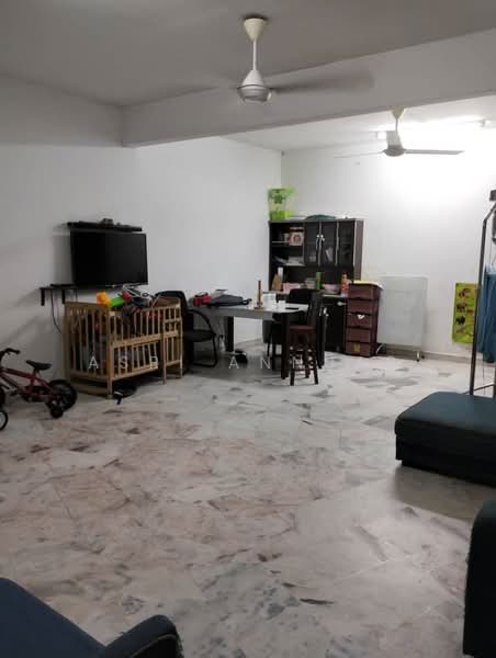 2-storey Terraced House for Sale in Pantai Dalam (Pantai) - Asri Annuar - Living Room - PropertyGuru.com.my