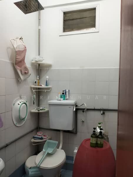 2-storey Terraced House for Sale in Pantai Dalam (Pantai) - Asri Annuar - Bathroom - PropertyGuru.com.my