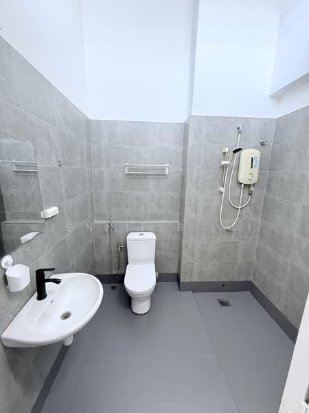 Rumah Teres 2 Tingkat untuk Disewa di Dengkil (Selangor) - Jennifer Lai - PropertyGuru.com.my