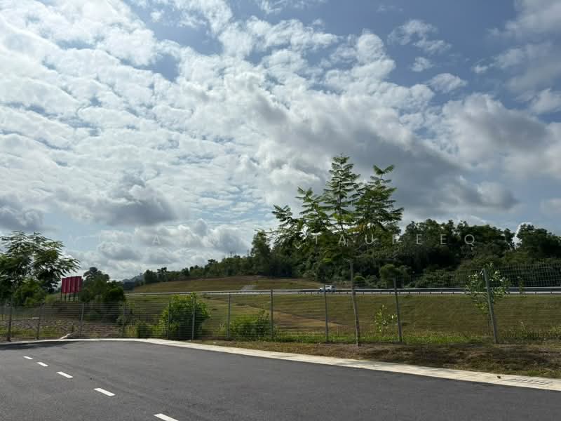 Rumah Teres 1 Tingkat untuk Disewa di Iringan Bayu (Seremban) - Muhammad Taufeeq - Exterior - PropertyGuru.com.my