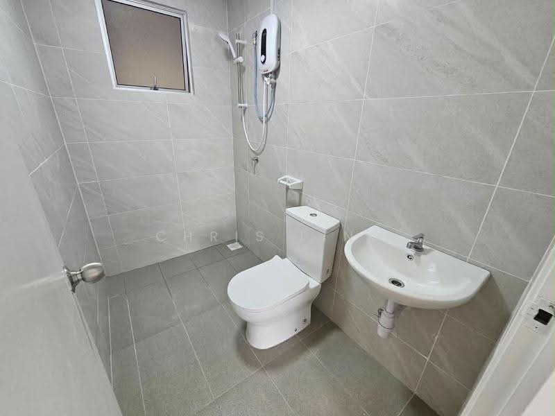 Kondominium untuk Disewa di Pitta Residensi - Chris Ling - Bathroom - PropertyGuru.com.my