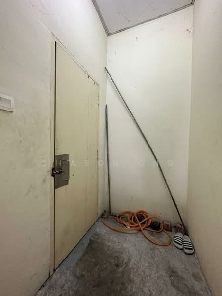 Shop for Sale in Pekan Nenas (Jeram Batu) - Sharon Ong - Interior - PropertyGuru.com.my