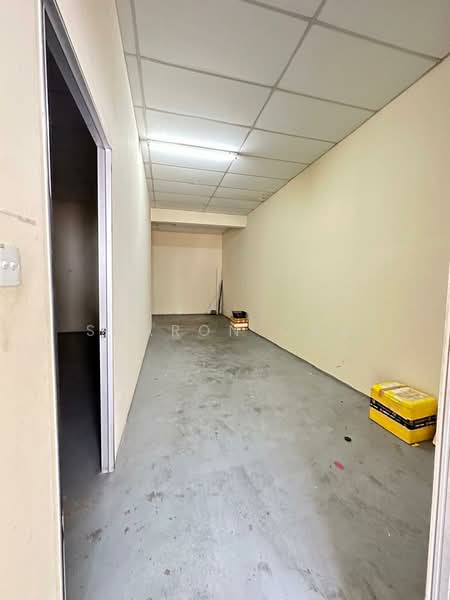 Shop for Sale in Pekan Nenas (Jeram Batu) - Sharon Ong - Interior - PropertyGuru.com.my