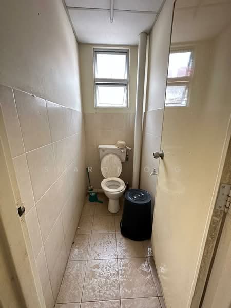Shop for Sale in Pekan Nenas (Jeram Batu) - Sharon Ong - Bathroom - PropertyGuru.com.my