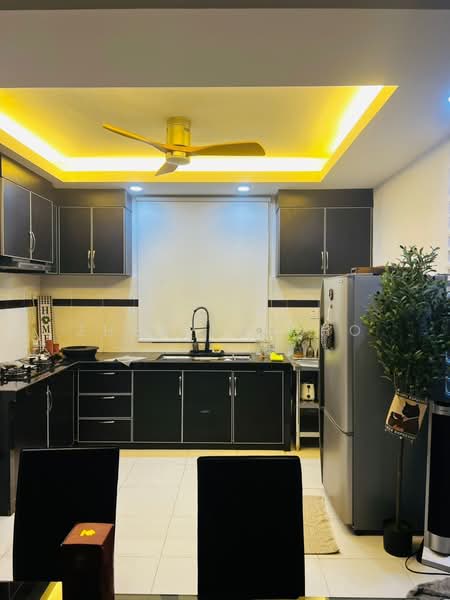 Rumah Bandar untuk Disewa di Tanjung Bungah (Penang) - Zherlynn Ho - Kitchen - PropertyGuru.com.my
