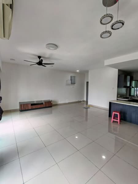 Servis Apartment untuk Disewa di G Residence - Elvis Sim - Living Room - PropertyGuru.com.my