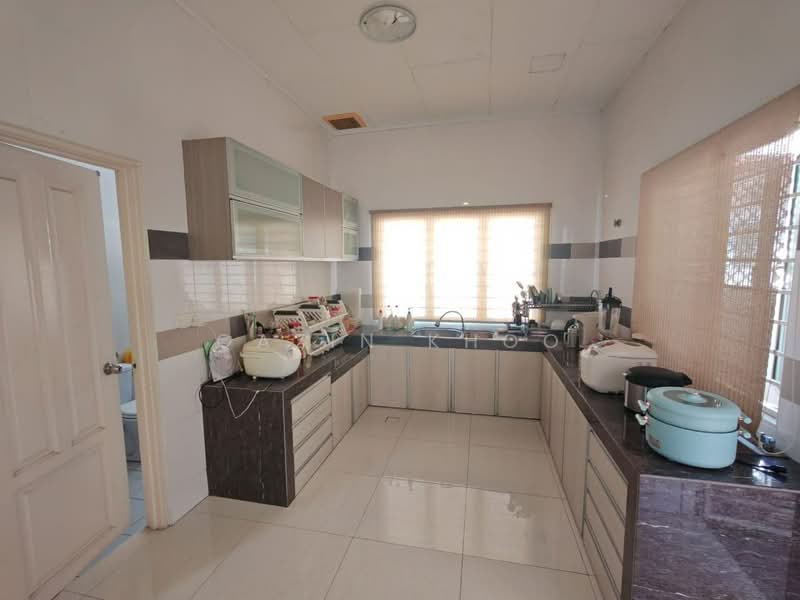 Rumah Teres 2-Tingkat untuk Dijual di Bandar Seri Botani (Ipoh) - Qazin Khoo - Kitchen - PropertyGuru.com.my