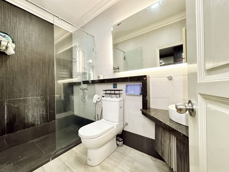 Semi-Detached House for Sale in SS4 (Petaling Jaya) - Akmal Adam - Bathroom - PropertyGuru.com.my