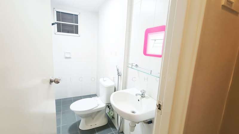 Condominium for Sale at 1 Petaling - Nicole Chow - Bathroom - PropertyGuru.com.my