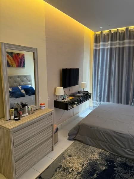 Apartment for Sale at Villa Residence - Isaac Sim - Bedroom - PropertyGuru.com.my