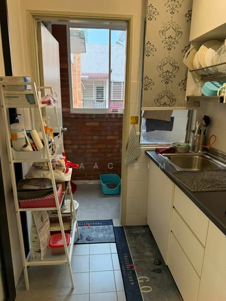 Apartment for Sale at Villa Residence - Isaac Sim - Kitchen - PropertyGuru.com.my