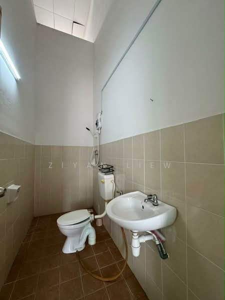 2-storey Terraced House for Sale in Taman JP Perdana (Johor Bahru) - Ziyan Liew - Bathroom - PropertyGuru.com.my