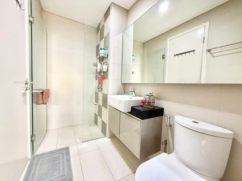Service Residence for Sale at Three28 Tun Razak - Masnizah Arifin - Bathroom - PropertyGuru.com.my