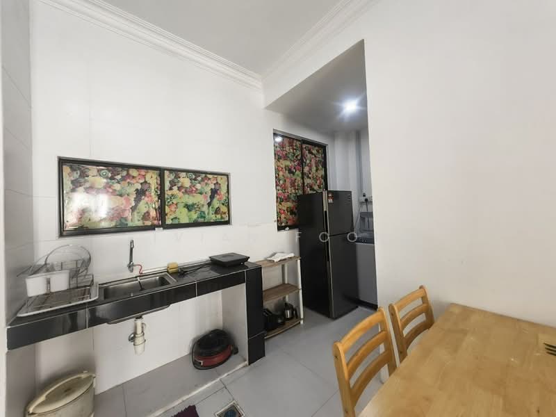 Condominium for Rent at Treetops Residence - Vivian Foong - Kitchen - PropertyGuru.com.my