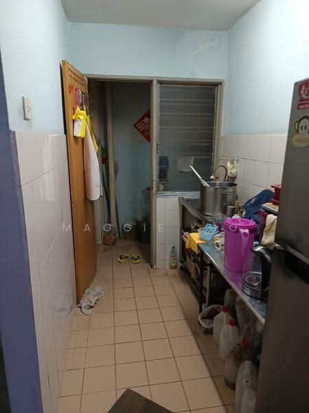 Flat for Sale at PPR Kampung Baru Air Panas - Maggie Kho - Kitchen - PropertyGuru.com.my