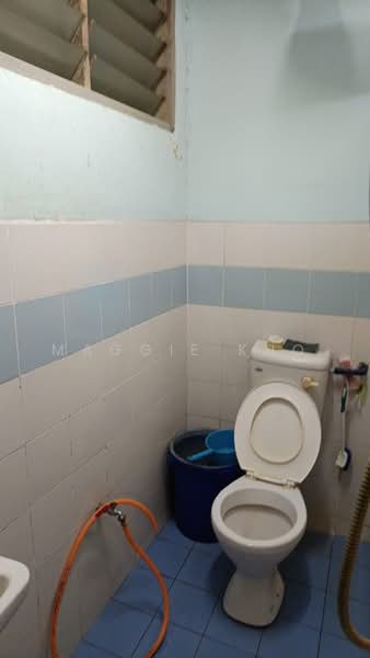Flat for Sale at PPR Kampung Baru Air Panas - Maggie Kho - Bathroom - PropertyGuru.com.my