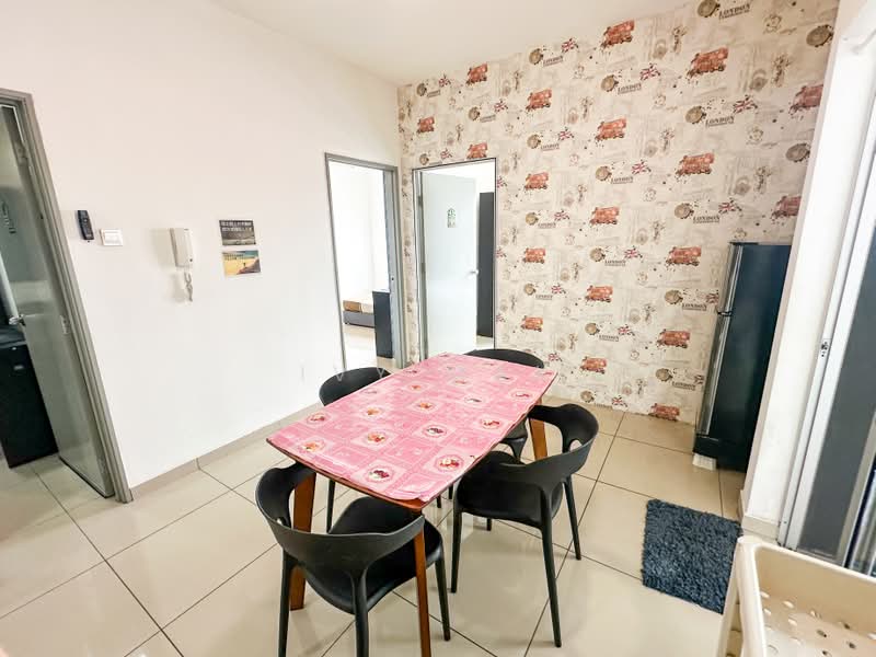 Condominium for Rent at The Edge Residence - Ivy Mak - Dining Room - PropertyGuru.com.my