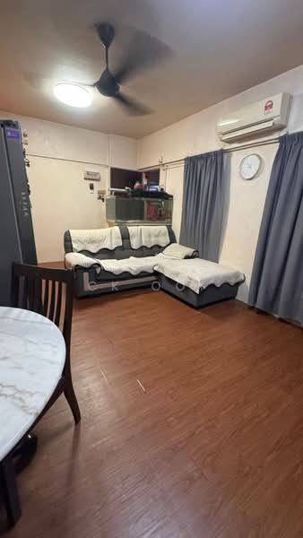 Apartment for Sale at Sri Aman Block G (Sri Aman Block 6) - CK Ooi - Living Room - PropertyGuru.com.my