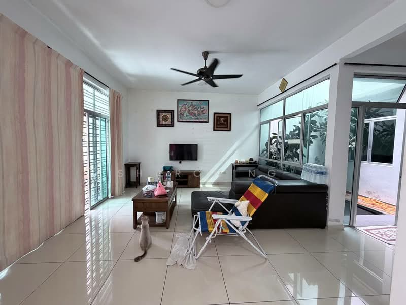Rumah Teres 2 Tingkat untuk Dijual di Rini Hills 2 (Skudai) - Sharon Ng - Living Room - PropertyGuru.com.my