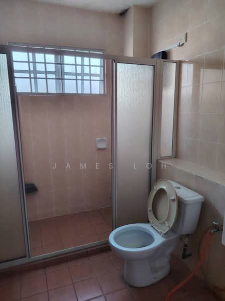Rumah Teres 2 Tingkat untuk Dijual di Taman Sri Rahang (Seremban) - James Loh - Bathroom - PropertyGuru.com.my
